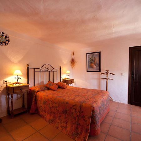 Bed and Breakfast Cortijo La Haza Iznájar Exteriér fotografie
