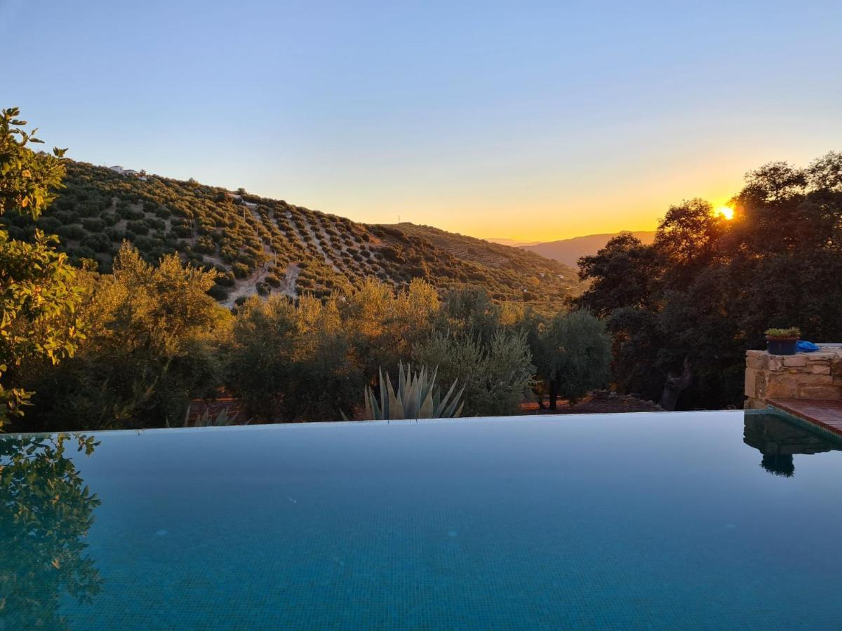 Bed and Breakfast Cortijo La Haza Iznájar Exteriér fotografie