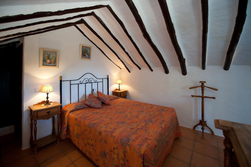 Bed and Breakfast Cortijo La Haza Iznájar Pokoj fotografie